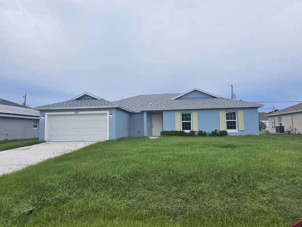 1913 SW Swift Avenue, Port St. Lucie, FL 34953