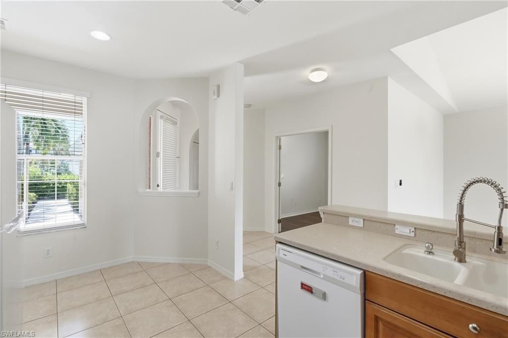 4327 Avian Ave , Fort Myers, FL 33916 Photo