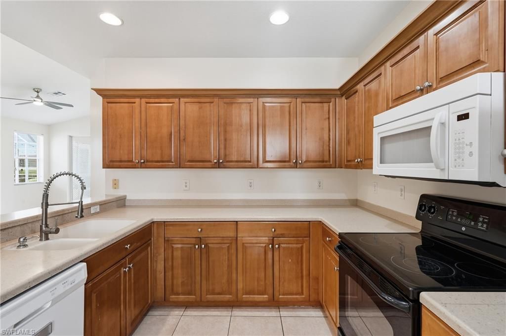 4327 Avian Ave , Fort Myers, FL 33916 Photo