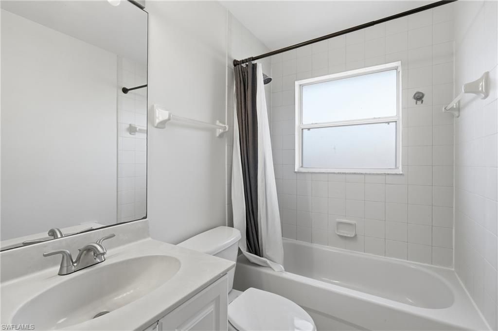 4327 Avian Ave , Fort Myers, FL 33916 Photo