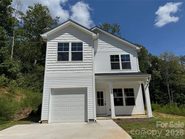 178 E Panther Creek Road , Troutman, NC 28166