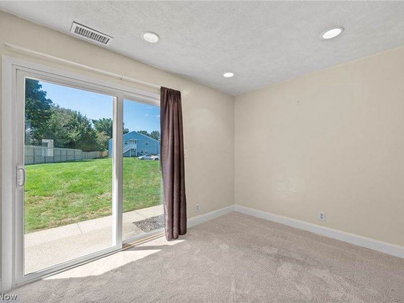 2542 Royal County Down, Unit A, Uniontown, OH 44685 Photo 8
