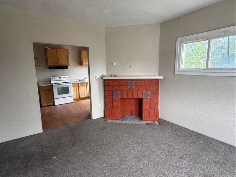 976 E 70th Street, Cleveland, OH 44103 Photo 24