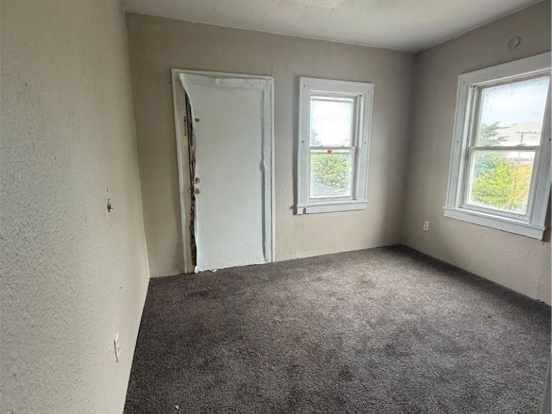 976 E 70th Street, Cleveland, OH 44103 Photo 27