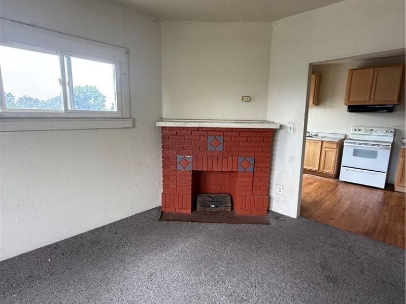 976 E 70th Street, Cleveland, OH 44103 Photo 29