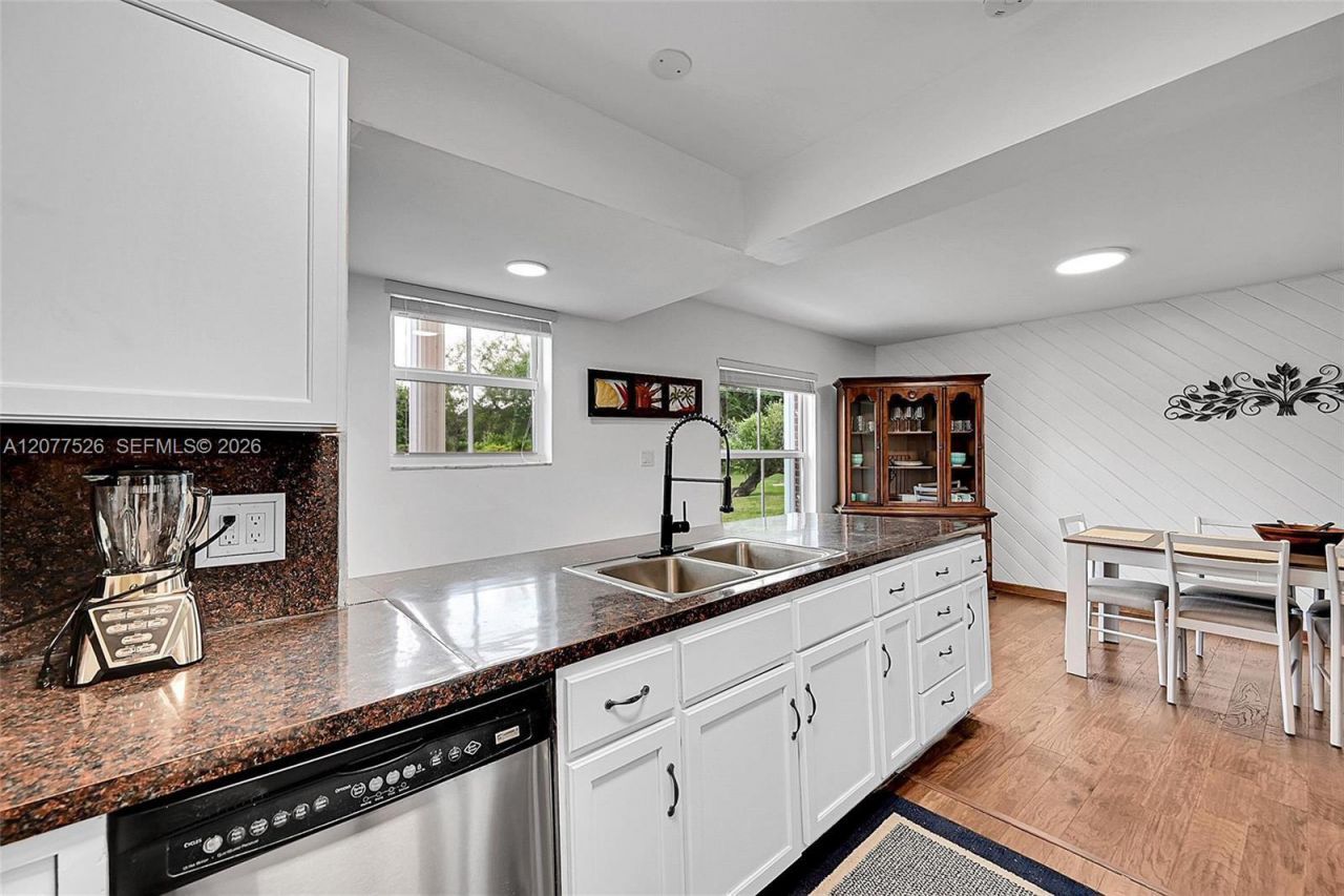 1201 Old Hiatus Rd, Plantation, FL 33323 Photo