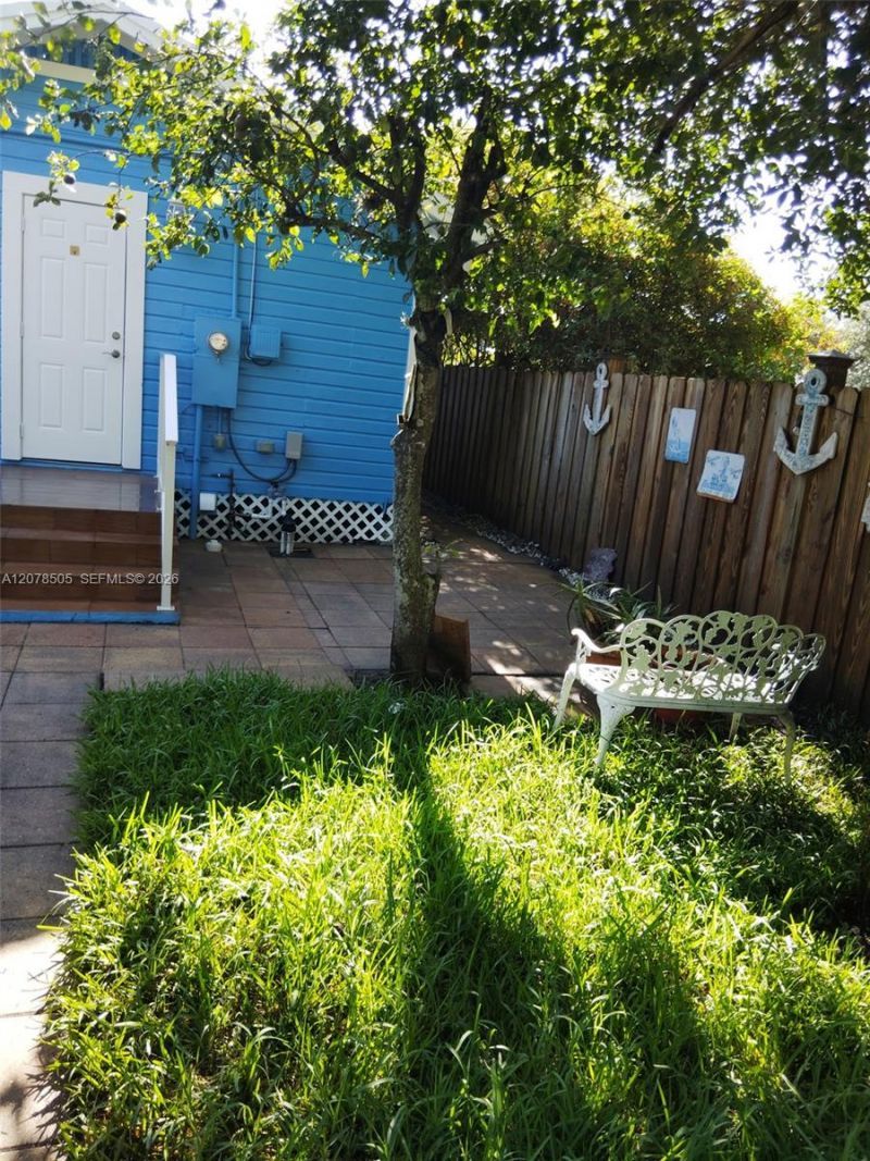 413 S K St , Lake Worth, FL 33460 Photo