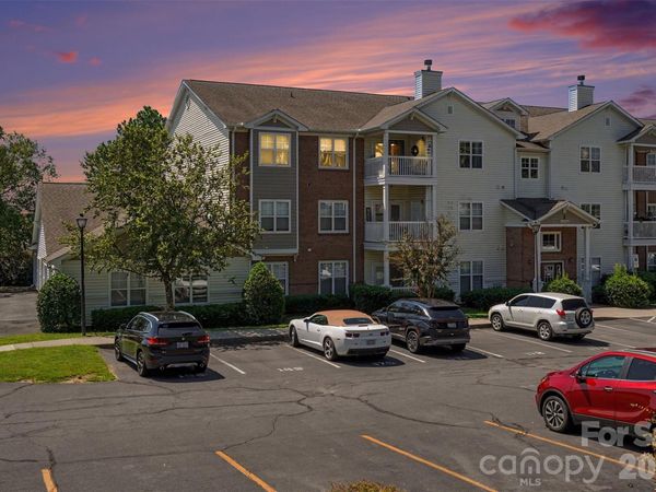 11286 Hyde Pointe Court, Charlotte, NC 28262