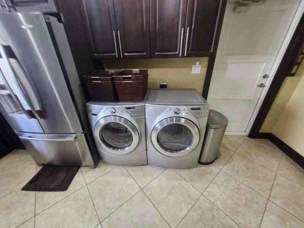 1195 NW 30th Place, Miami, FL 33125 Photo