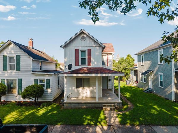 327 Harrison Avenue , Lancaster, OH 43130