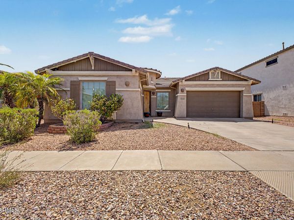 667 E RIVIERA Drive, Chandler, AZ 85249