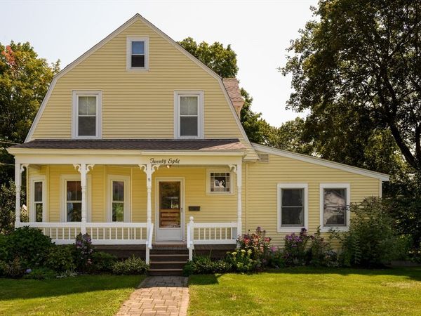 28 Holt Road, Holden, MA 01520