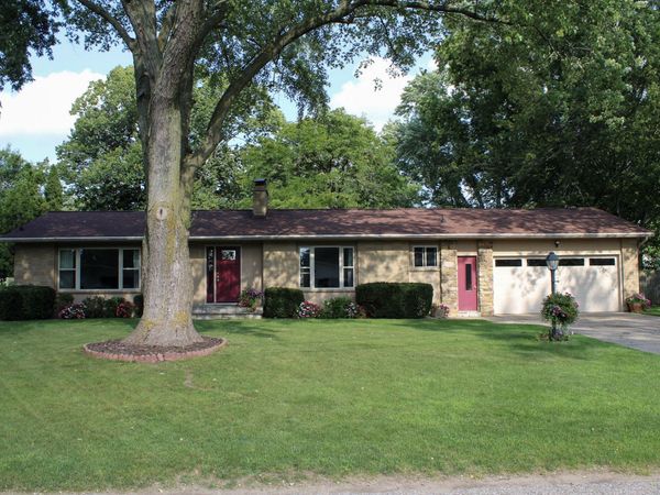 7816 22nd Avenue, Jenison, MI 49428