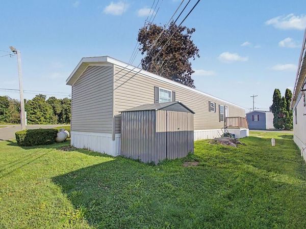 8750 Columbus Road , Unit 16 B, Mount Vernon, OH 43050