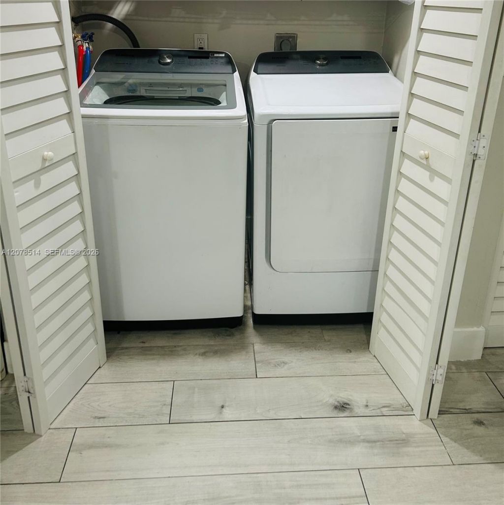 9835 Riverside Dr, Unit 7-39, Coral Springs, FL 33071 Photo