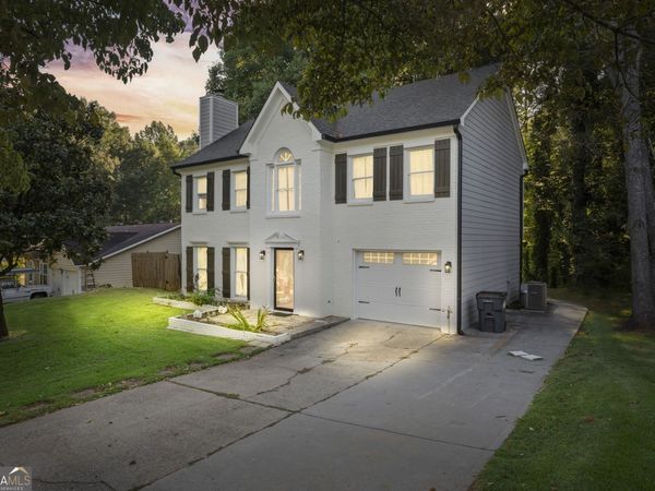 661 Sunfield Drive NW, Lilburn, GA 30047
