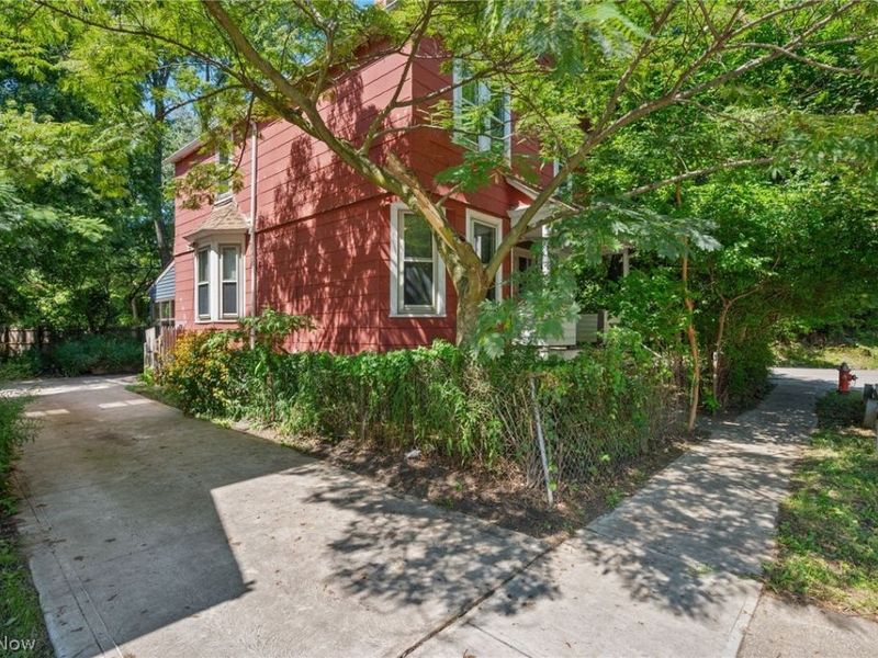 1308 W 95th Street, Cleveland, OH 44102 Photo 2