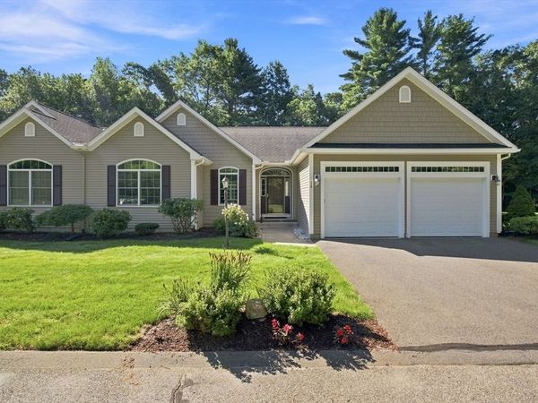 25 Tall Pines Rd, Unit 6, Hampden, MA 01036