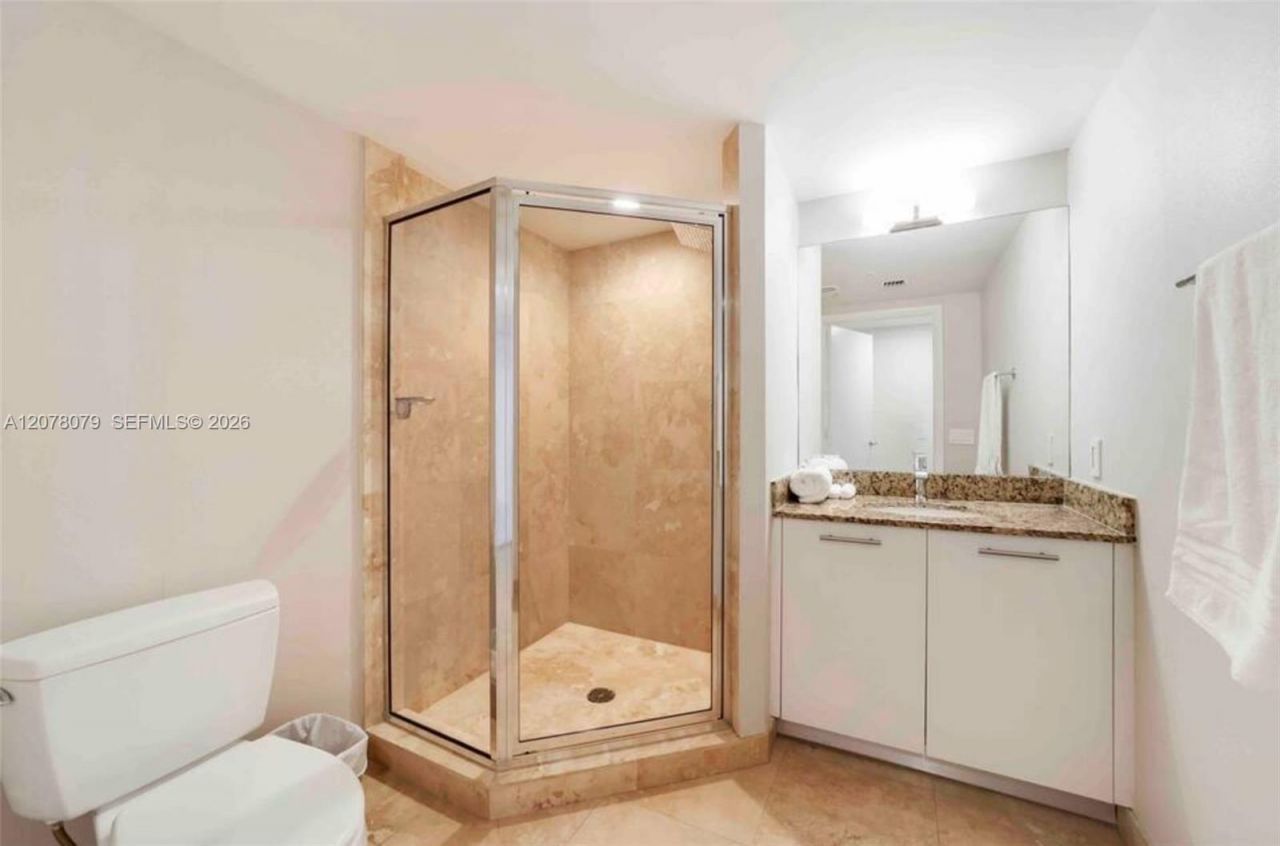 41 SE 5th St, Unit 408, Miami, FL 33131 Photo