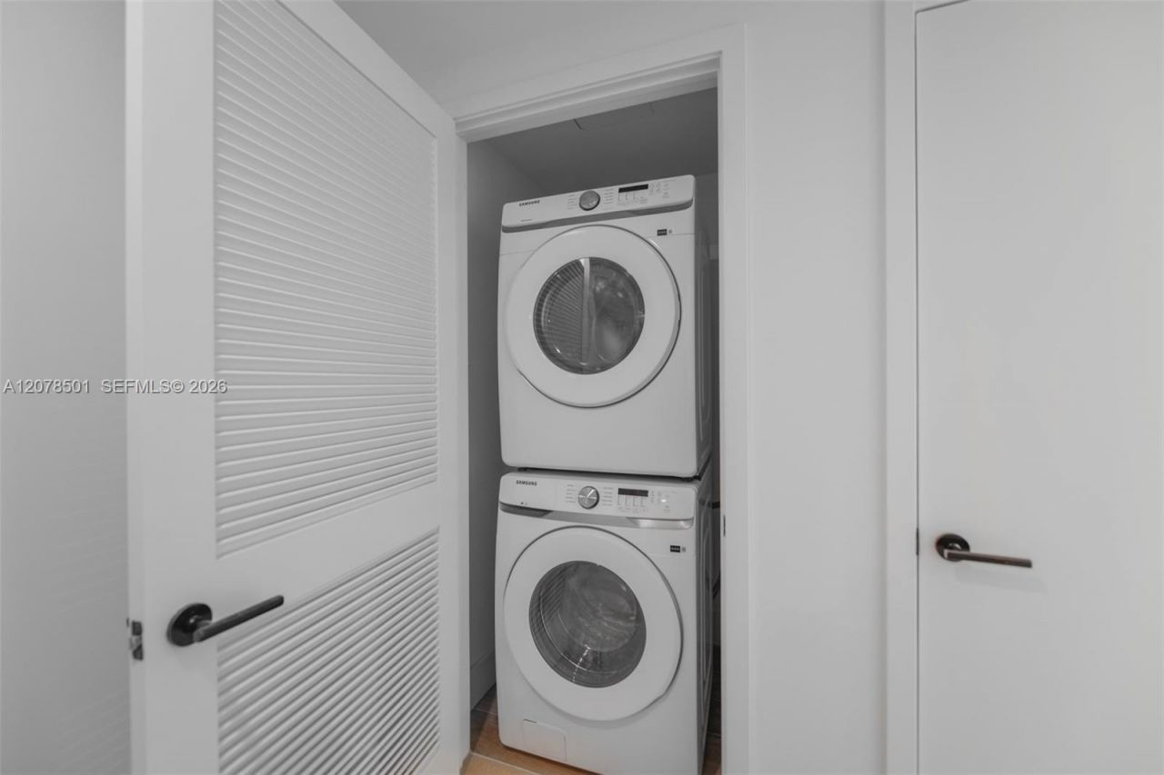 1176 97th St, Unit 204, Bay Harbor Islands, FL 33154 Photo