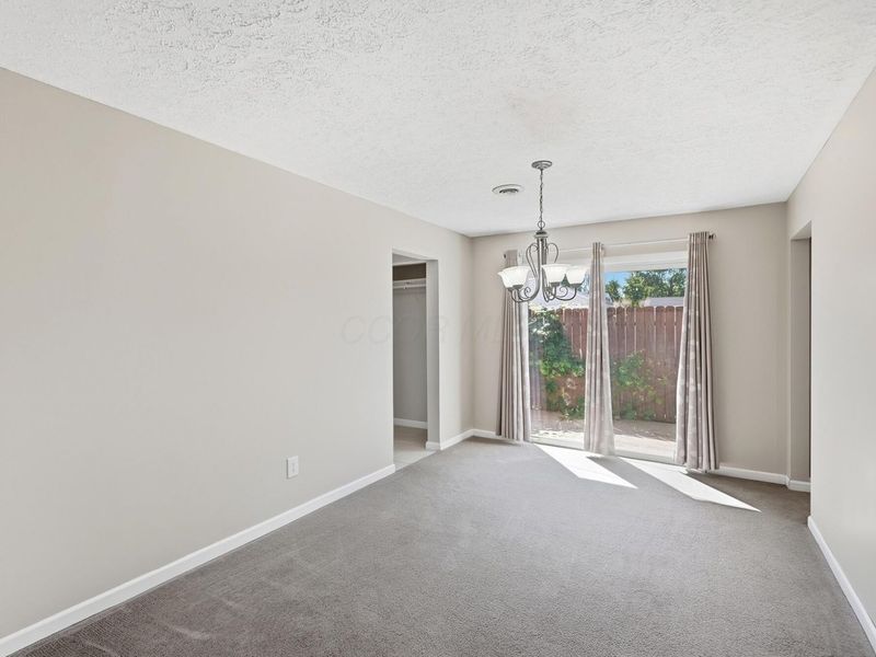 4327 Robin Street, Grove City, OH 43123 Photo 6