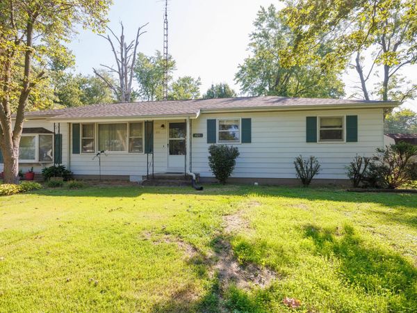 421 Geary Street , Centralia, IL 62801