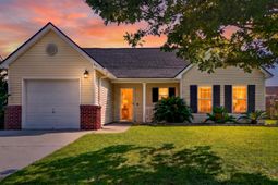217 Barnwell Street photo 4