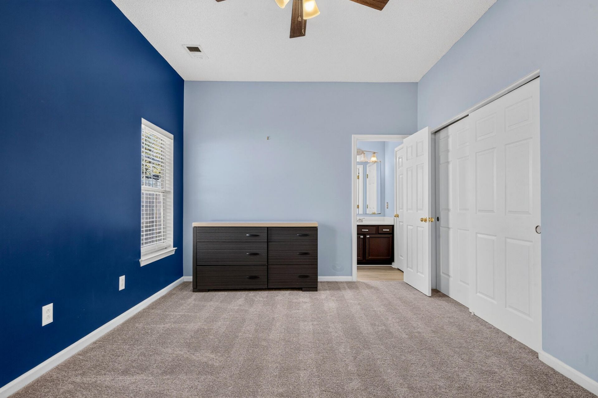 217 Barnwell Street Photo 30