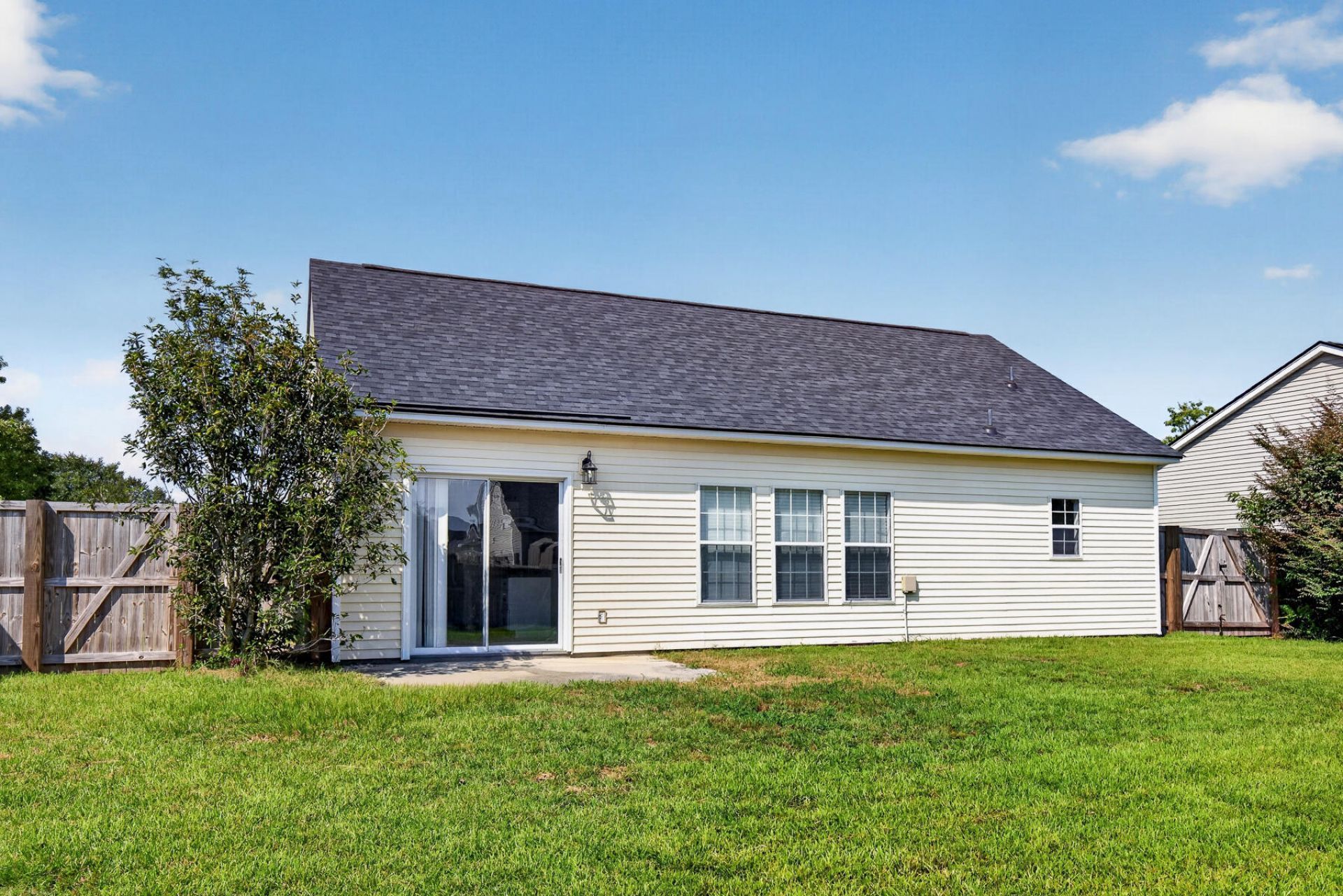 217 Barnwell Street Photo 50