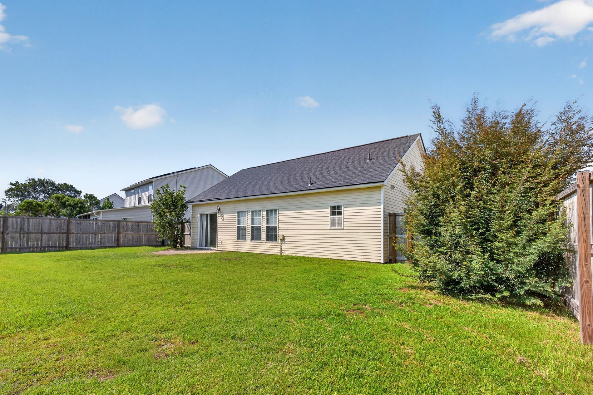 217 Barnwell Street Photo 52