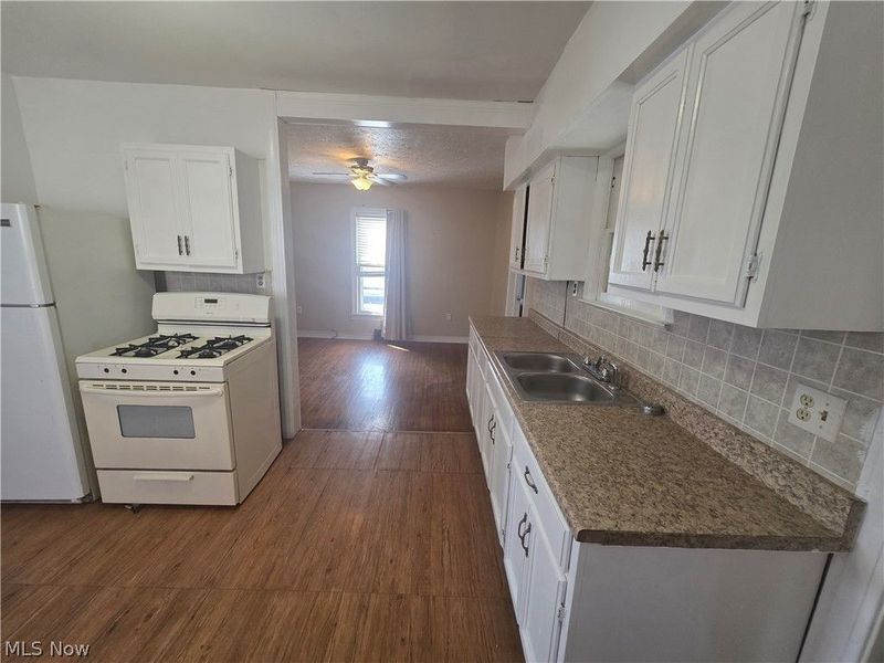123 E 35th Street, South Lorain, OH 44055 Photo 17