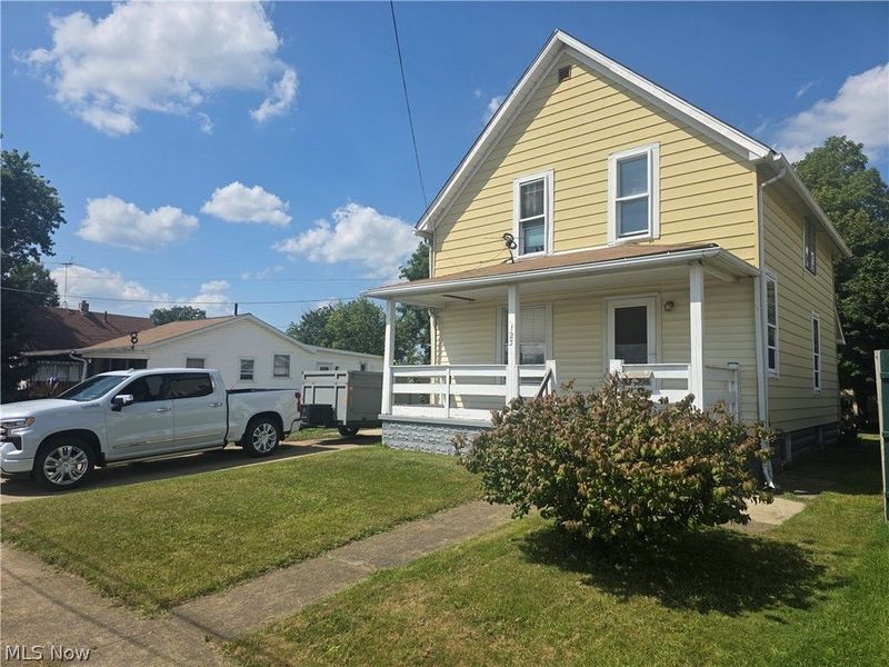 123 E 35th Street, South Lorain, OH 44055 Photo 2