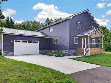 7437 Derby Road, Derby, NY 14047