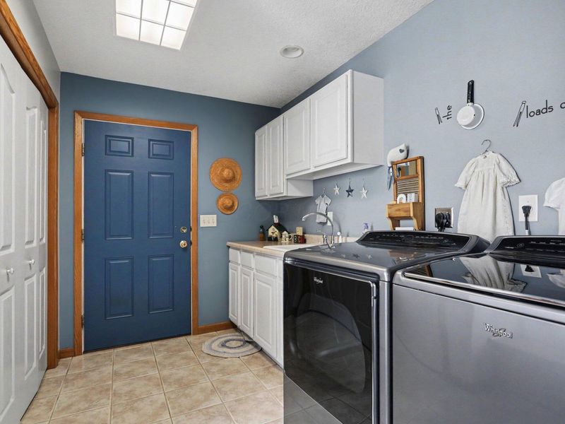 755 Quarry View Drive, Heath, OH 43056 Photo 20
