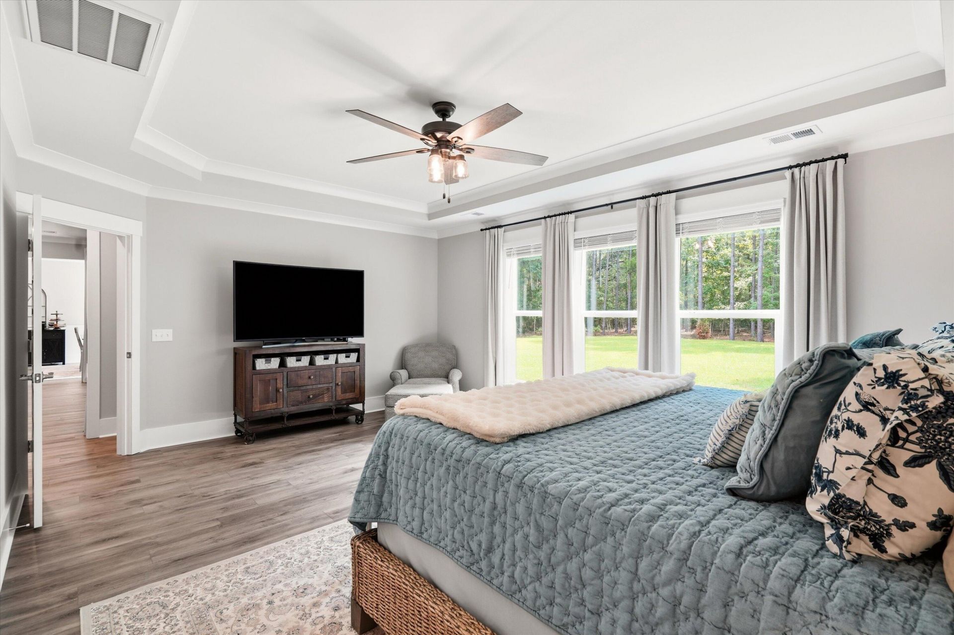 4252 Hugh Bennett Drive Photo 31