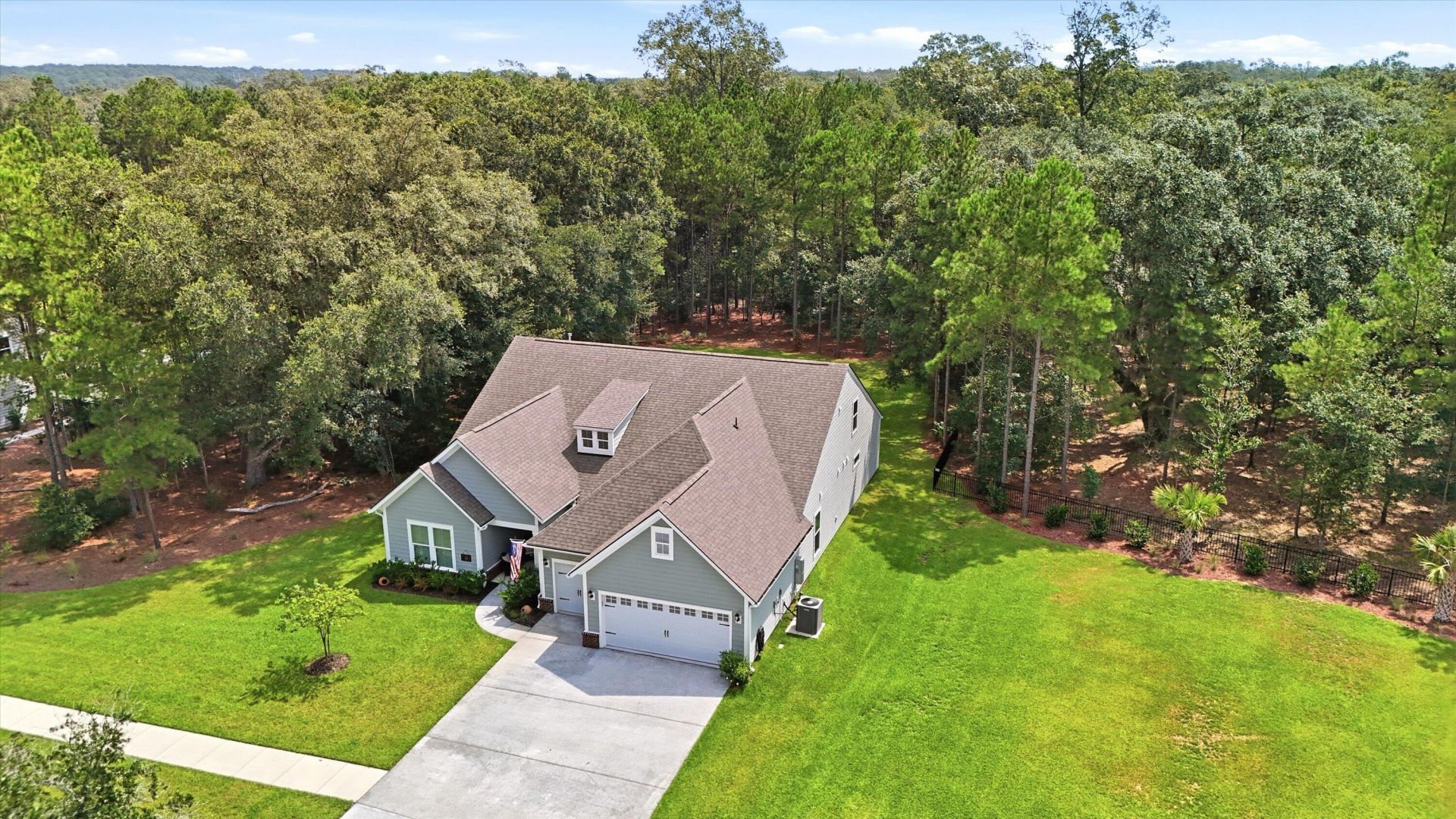 4252 Hugh Bennett Drive Photo 4