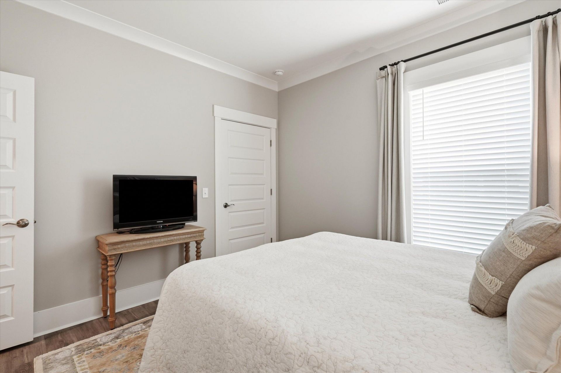 4252 Hugh Bennett Drive Photo 42