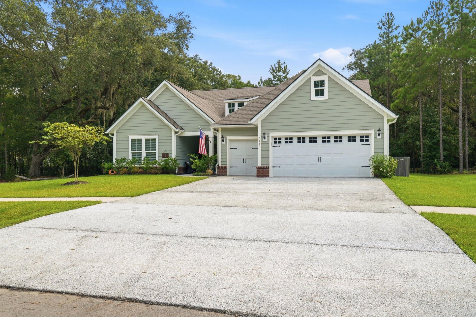 4252 Hugh Bennett Drive Photo 6