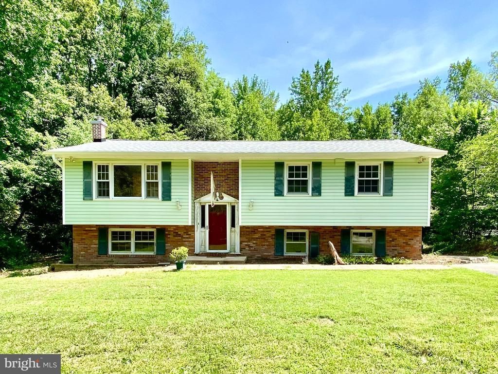 1440 CEDAR LANE , LUSBY, MD 20657