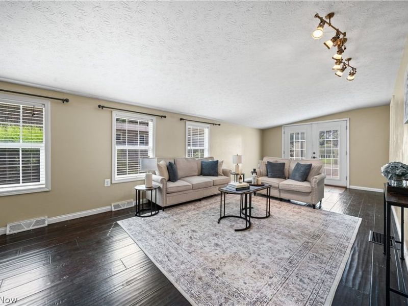 330 Perry Road, Tallmadge, OH 44278 Photo 18