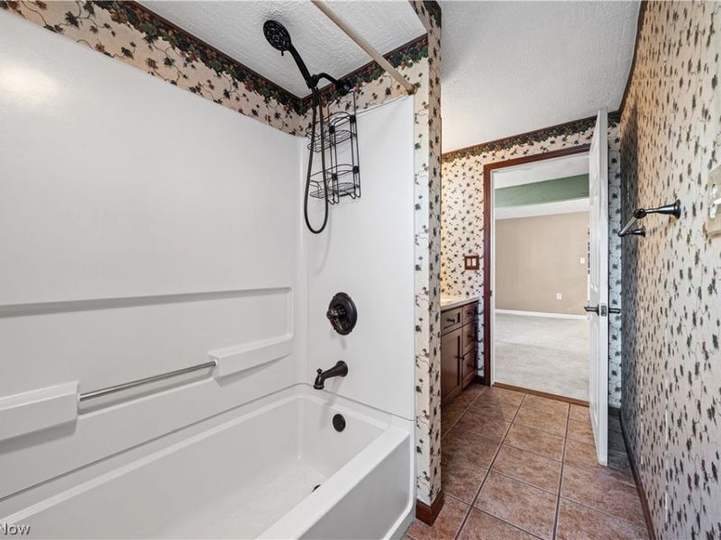 330 Perry Road, Tallmadge, OH 44278 Photo 31
