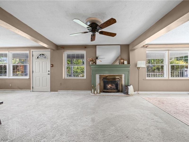 330 Perry Road, Tallmadge, OH 44278 Photo 4