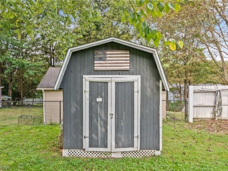 330 Perry Road, Tallmadge, OH 44278 Photo 44