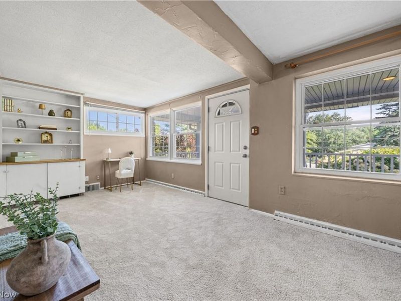 330 Perry Road, Tallmadge, OH 44278 Photo 5