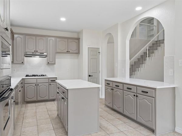 11501 Pheasant Creek Drive, Fort Worth, TX 76244