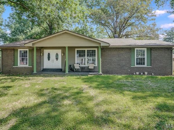 5209 River Aire Drive , Godfrey, IL 62035