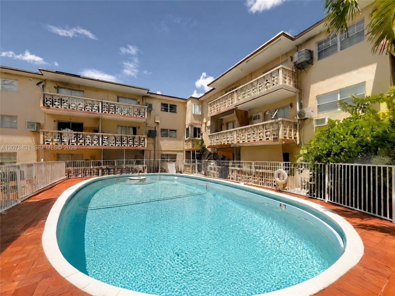 2441 NW 13th St , Unit 67, Miami, FL 33125 Photo