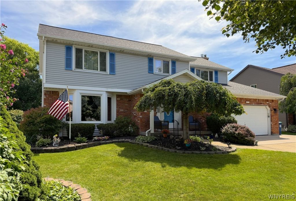 15 Bywater Drive, Getzville, NY 14068 Main Photo