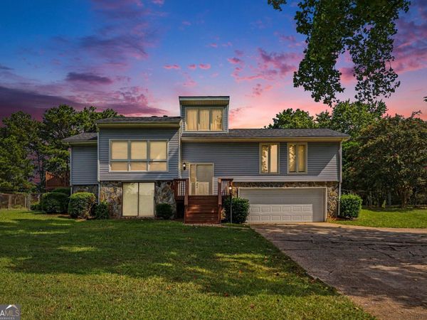 114 Meadowland Trail, Lagrange, GA 30240