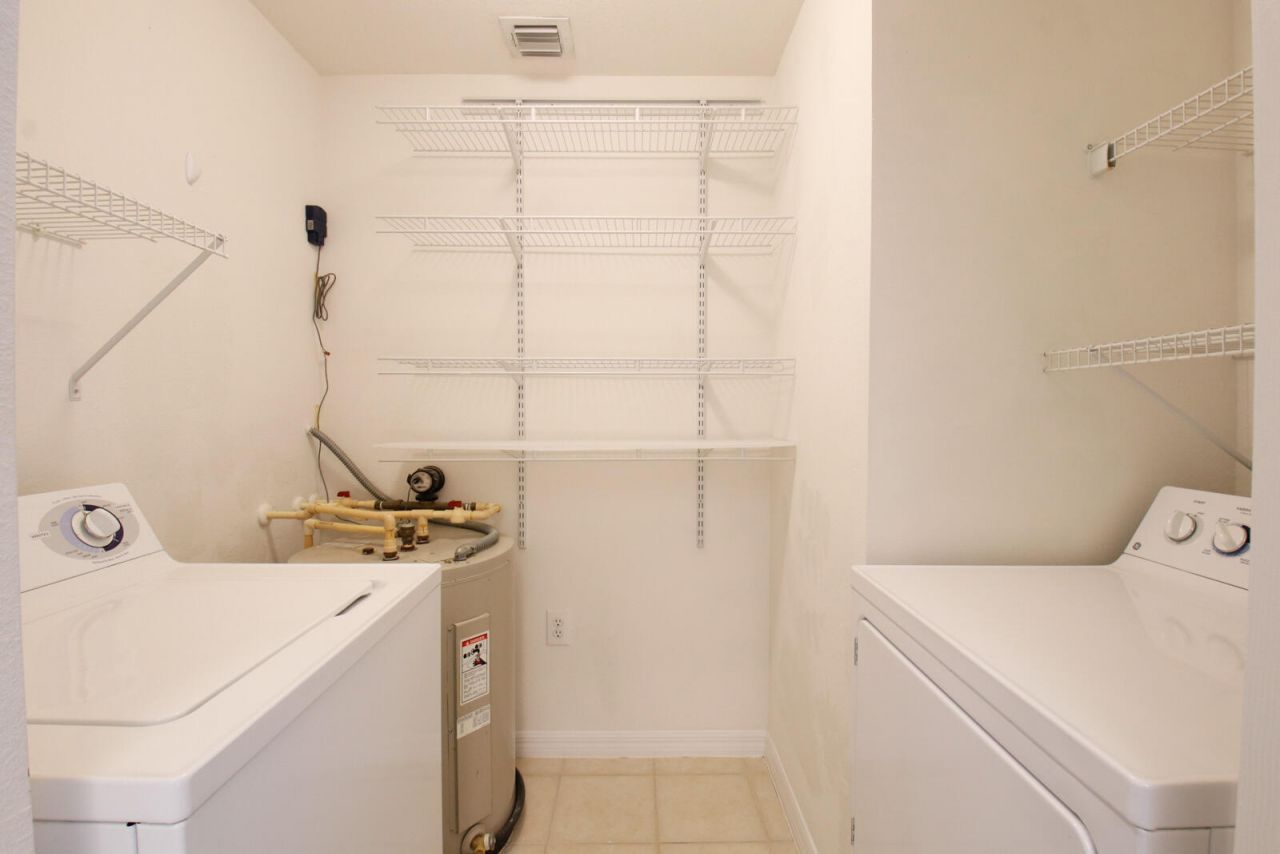 2801 Sarento Place, Unit 304, Palm Beach Gardens, FL 33410 Photo